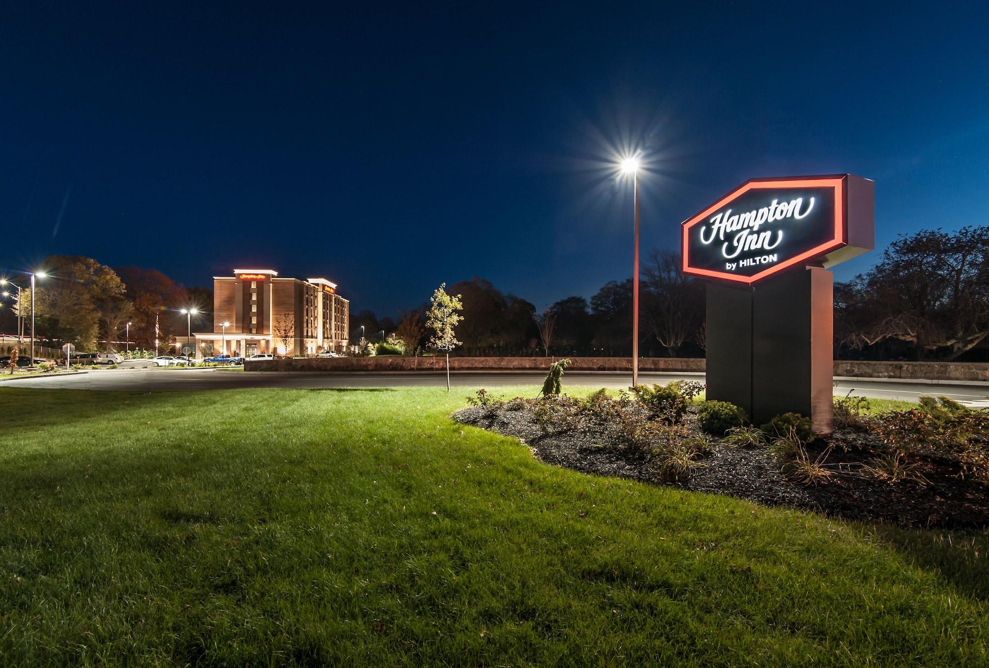 Hampton Inn Norwich Ngoại thất bức ảnh