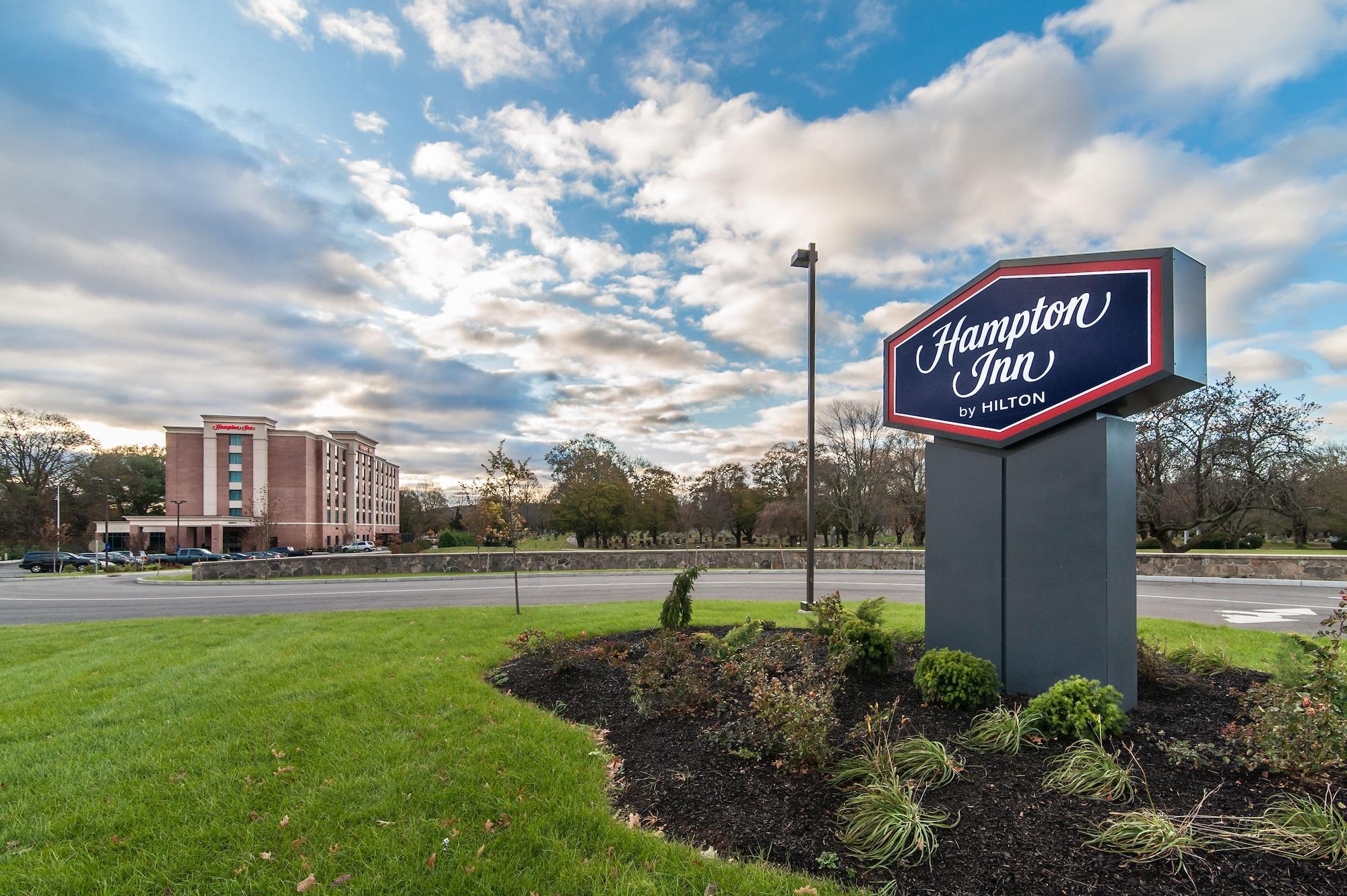 Hampton Inn Norwich Ngoại thất bức ảnh