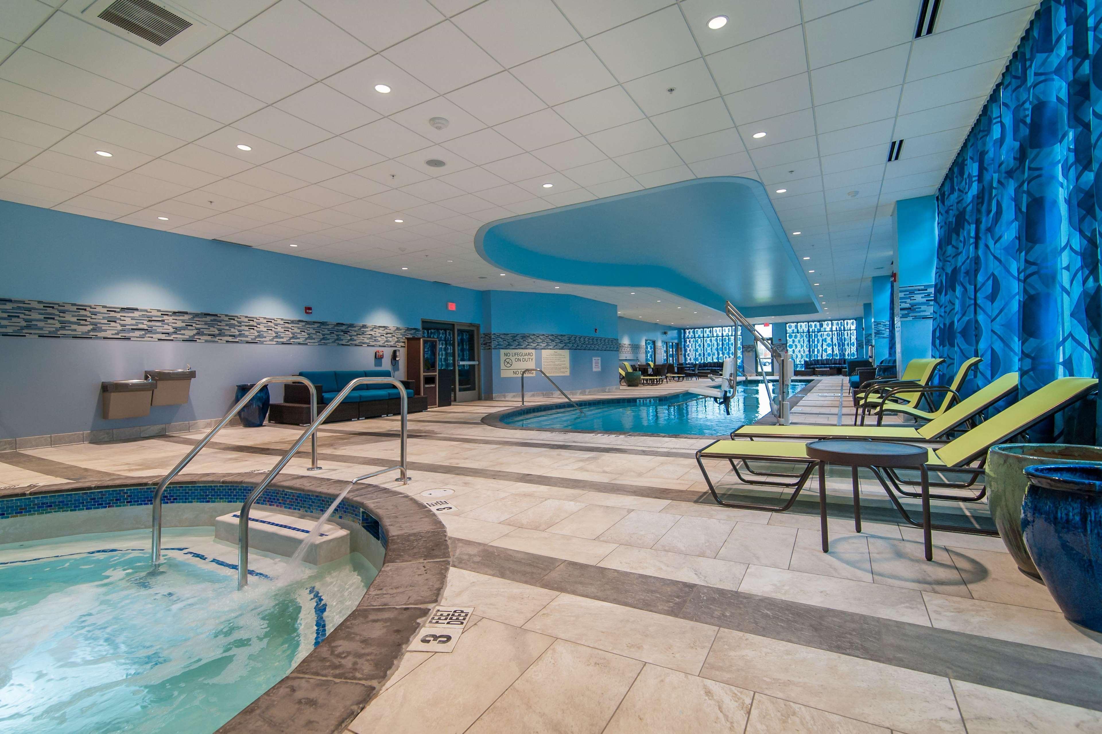 Hampton Inn Norwich Ngoại thất bức ảnh