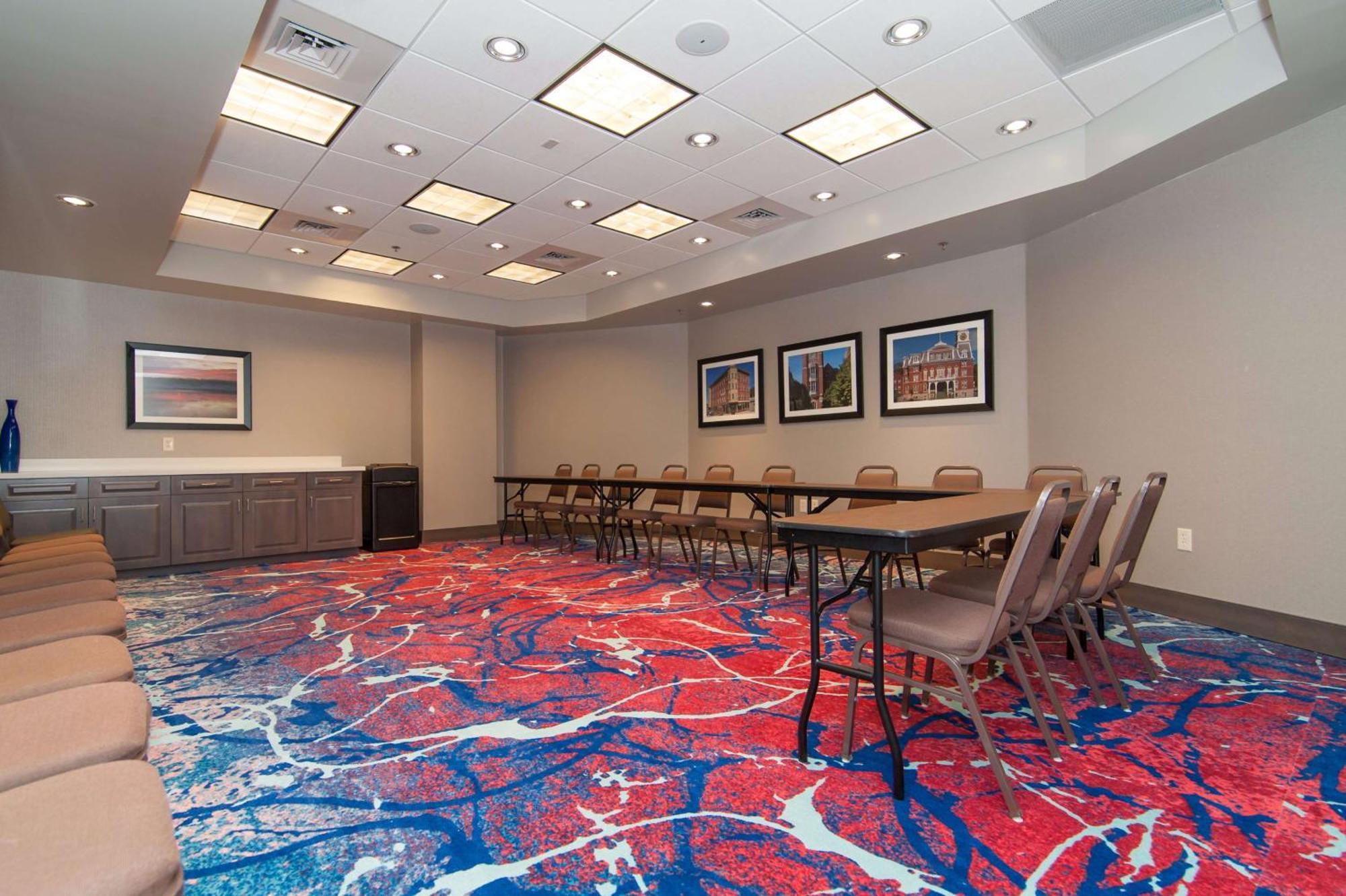 Hampton Inn Norwich Ngoại thất bức ảnh
