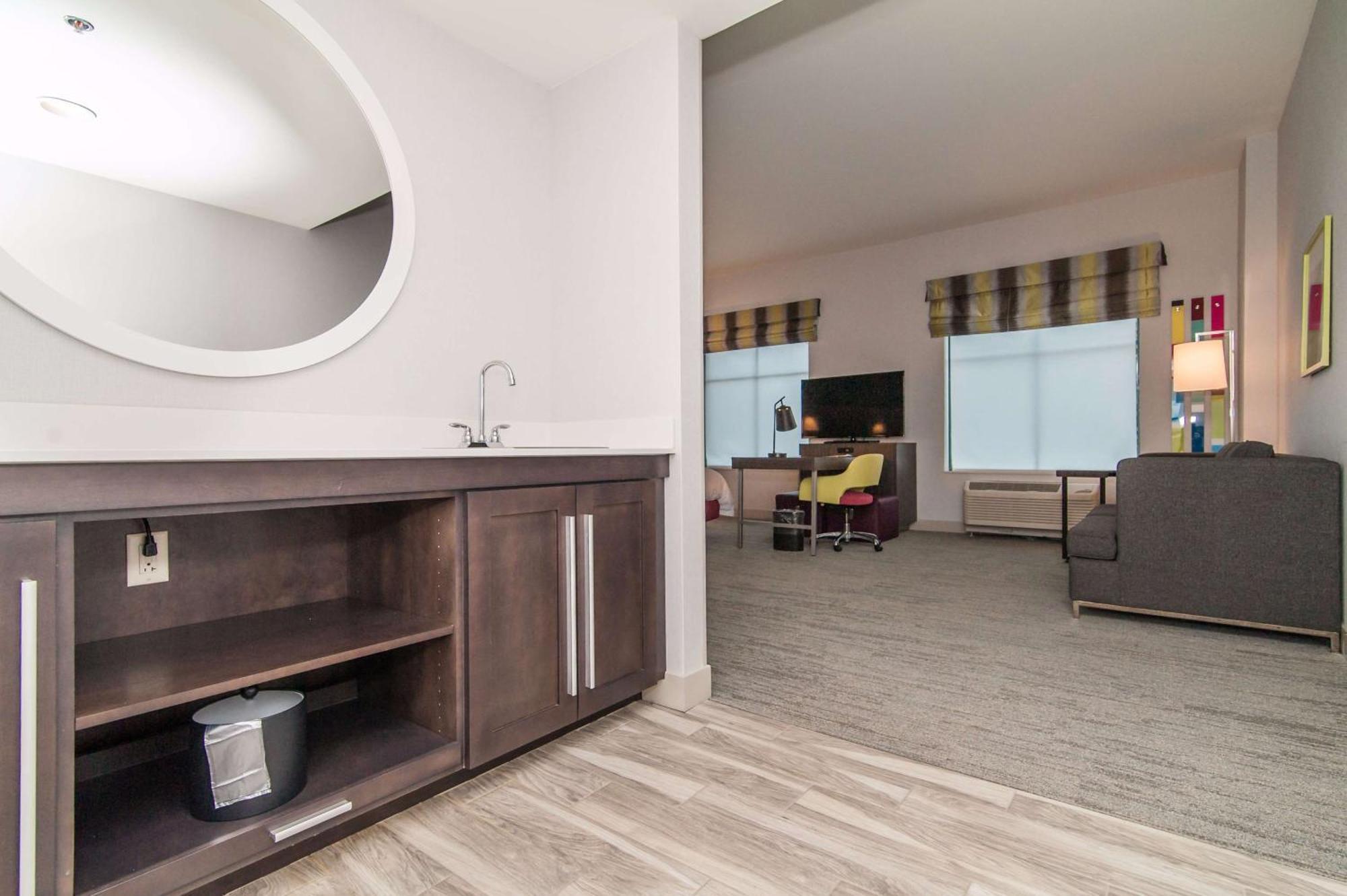 Hampton Inn Norwich Ngoại thất bức ảnh