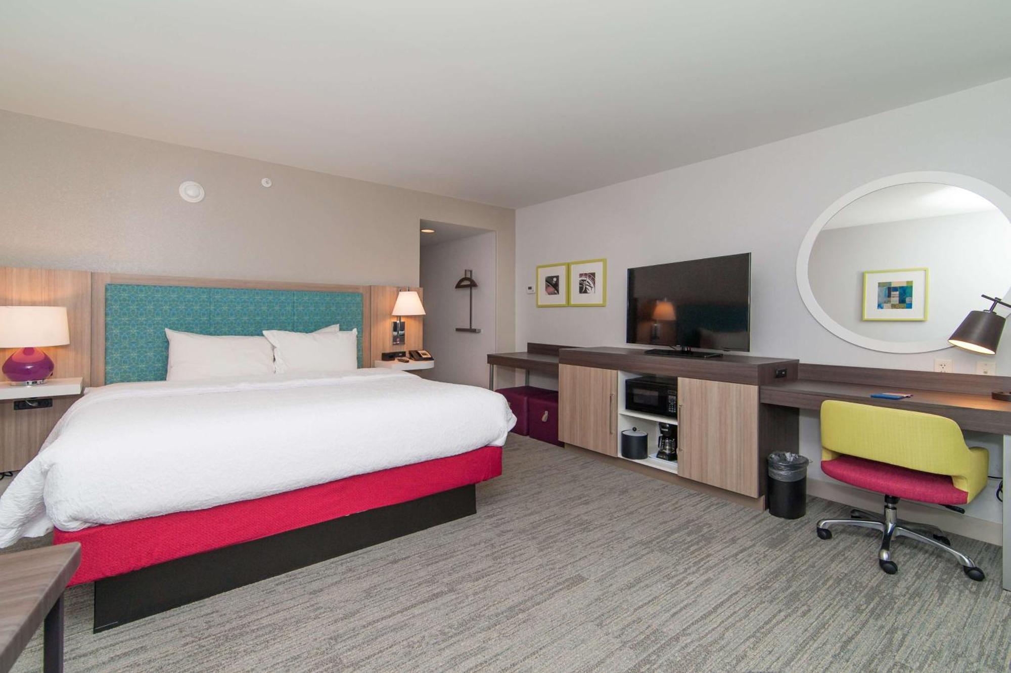 Hampton Inn Norwich Ngoại thất bức ảnh